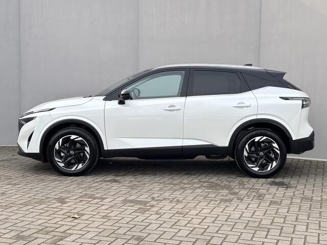 Nissan QASHQAI 1.3 MHEV Xtronic N-Connecta / Fabrieksgarantie tot 03-2028 < 100.000 km / Panoramadak / Head-up display / Elek. Klep / Cold Pack / Easy Pack / Facelift / Trekgewicht 1800 kg / Elektrische achterklep / Stuur-, Stoel en Voorruit verwarming / Rondomzicht cam