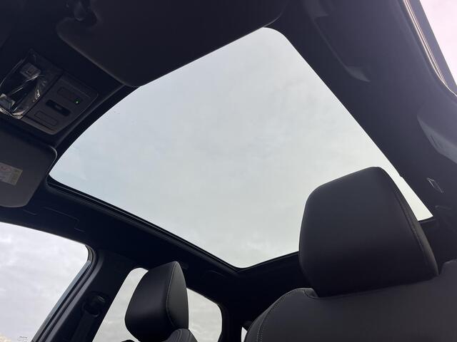 Nissan QASHQAI 1.3 MHEV Xtronic Tekna / ¤4.500,- EINDEJAARSVOORDEEL / NIEUW uit voorraad leverbaar! / Panoramadak / HUD / 360° Camera / Apple Carplay & Android Auto / Elektrisch Verstelbare Bestuurdersstoel met geheugenset / Google Maps Navigatie / Keyless Entry & Sta