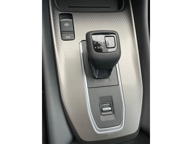 Nissan QASHQAI 1.3 MHEV N-Connecta Automaat Navigatie, Adaptive Cruise Control, Climate Control, Head Up Display, Stoel/Stuurverwarming