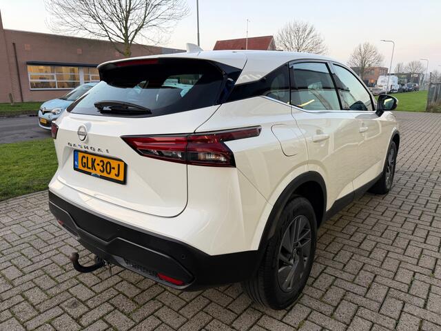 Nissan QASHQAI 1.3 MHEV Xtronic Trekhaak | Camera | Stoelverwarming