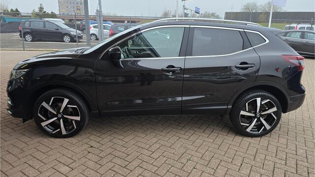 Nissan QASHQAI 1.3 DIG-T Tekna + / Automaat / PANORAMA / LEER / Navigatie / Achteruitrijcamera / Cruise control adaptief / Keyless entry-Start / Vol Opties / BOVAG Garantie
