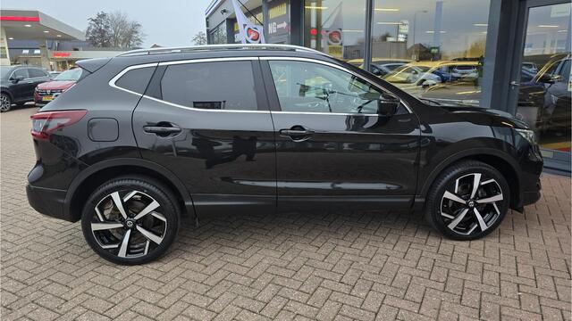 Nissan QASHQAI 1.3 DIG-T Tekna + / Automaat / PANORAMA / LEER / Navigatie / Achteruitrijcamera / Cruise control adaptief / Keyless entry-Start / Vol Opties / BOVAG Garantie
