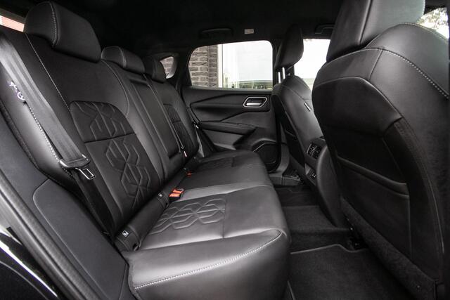 Nissan QASHQAI 1.3 MHEV Xtronic Tekna - Leder | 360 Camera | Navigatie | Stoel+stuurverw | Mem. stoel