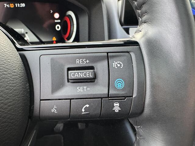 Nissan QASHQAI 1.3 MHEV Tekna / Trekhaak (Trekgewicht 1.400kg) / Dealeronderhouden / Panoramadak / Adaptieve Cruise Control / Stoelverwarming / Stuurverwarming / Voorruitverwarming / Apple Carplay & Android Auto /