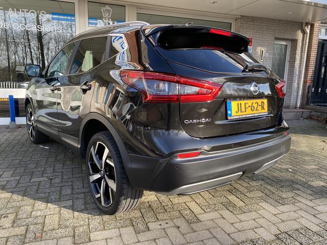 Nissan QASHQAI 1.3 DIG-T Tekna Panodak/Cruisecontr. ad./Dodehoek det./Rondomzicht camera/ Leder Alcant. bekleding/Navi Fullmap/KeylessEntry+start/Elektr. verst.bare stoel/Park.sensoren v+a/Stoelverw./Ledverl./Uitparkeerwaa