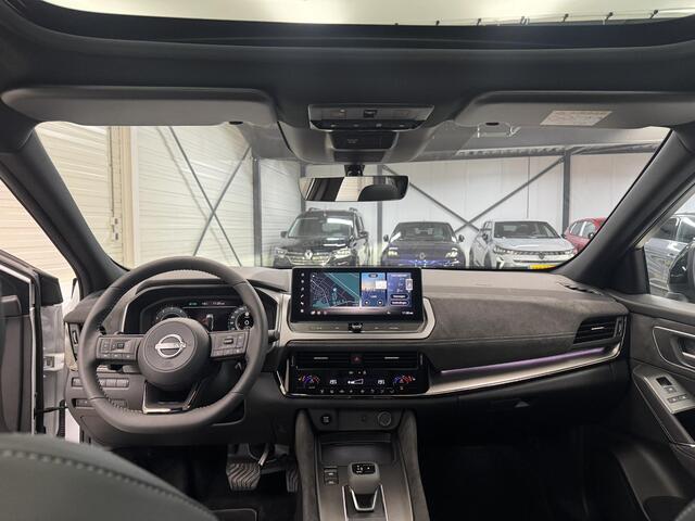 Nissan QASHQAI 1.3 MHEV Xtronic N-Design / Panoramadak / Stoel- en Stuurverwarming / Google Maps Navigatie / Verwarmde Voorruit / Leder/Alcantara Bekleding / 360 Graden Camera / Dual Zone Climate Control / Adaptive Cruise Control /