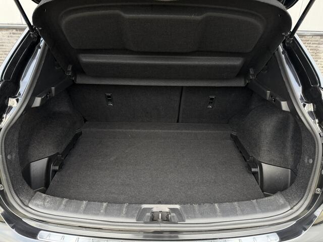 Nissan QASHQAI 1.3 DIG-T Tekna | Pano-Dak | Trekhaak | Carplay | Bose | Navi | Camera | Climate