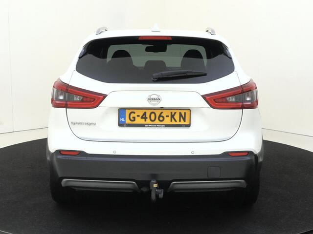 Nissan QASHQAI 1.3 DIG-T Tekna | Panorama dak | Stoelverwarming | 360 Camera | Trekhaak