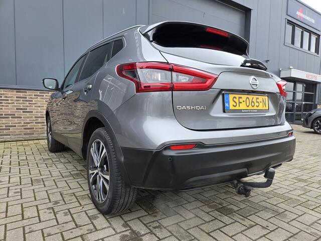 Nissan QASHQAI 1.2 N-Connecta Camera,trekhaak,pano, enz.