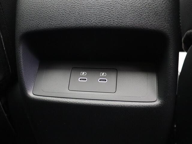 Nissan QASHQAI N-Connecta + Panoramisch glazen dak + Cold Pack e-Power | 12.3" TFT digitale cockpit | Audiosysteem met DAB, Apple Carplay & Android Auto, USB-aansluiting, stuurwielbediening en 6 luidsprekers | Blind Spot Warning & Intervention (BSW + BSI)