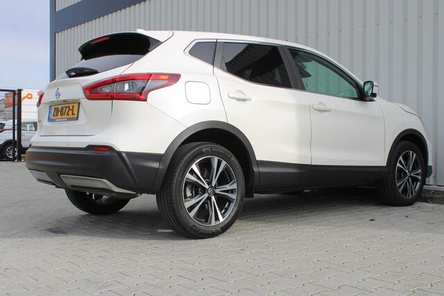 Nissan QASHQAI 1.3 DIG-T N-Connecta | Incl. 12 maanden Garantie | 360° Camera | Keyless entry/start | Parkeersensoren | Navigatie | Climate controle | Cruise controle | Lane assist | DAB radio|