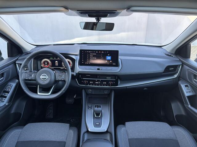 Nissan QASHQAI 1.3 MHEV Xtronic N-Connecta Automaat / Fabrieksgarantie tot 07-2028<100.000 / 1.800 kg trekgewicht / Panoramadak / Elektrische klep / HUD / Camera 360° / Cold pack / Pack Easy / Stuur-, stoel- en voorruitverwarming / Navigatie / Apple Carplay Android / 1