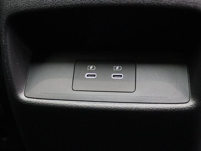 Nissan QASHQAI 1.3 MHEV Xtronic Tekna Plus | Lederen bekleding | Elektrisch verstelbare voorstoelen | Stoel, stuur en voorrruit verwarming | Panoramadak | BOSE Audio |