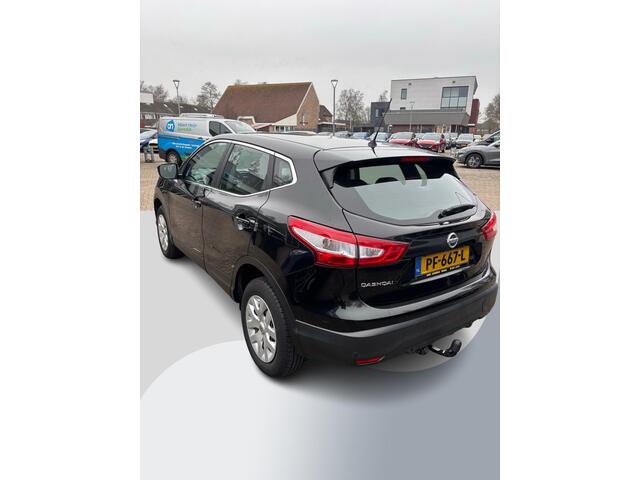 Nissan QASHQAI 1.2 Visia 116pk Trekhaak | Metaal lak | Cruise control | Airco | Bluetooth | Hoge instap