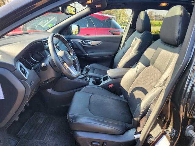 Nissan QASHQAI 1.3 Dig-T Tekna, 160pk, Trekhaak, Navi, Panoramadak, Keyless, 19 inch