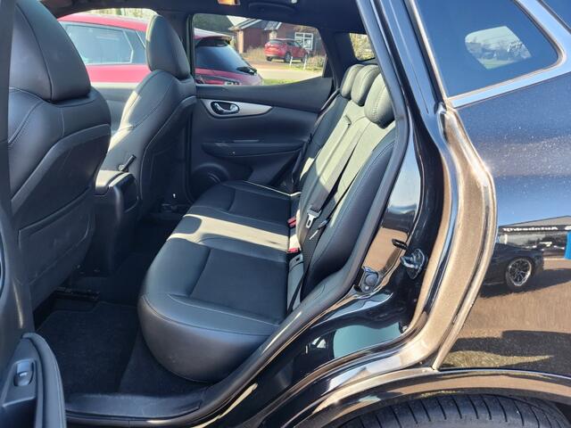 Nissan QASHQAI 1.3 Dig-T Tekna, 160pk, Trekhaak, Navi, Panoramadak, Keyless, 19 inch