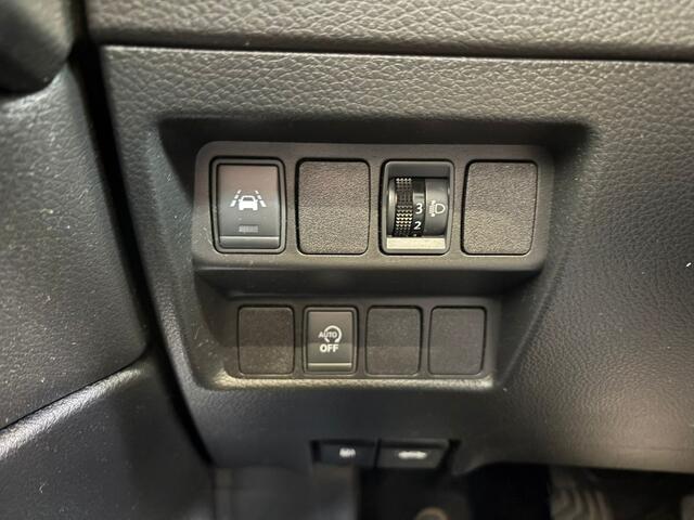 Nissan QASHQAI 1.2 N-Connecta Trekhaak!