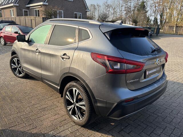 Nissan QASHQAI 1.2 N-Connecta Automaat All-Seasons / Panoramadak / Camera