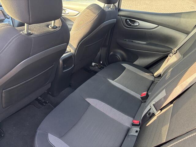 Nissan QASHQAI 1.2 N-Connecta Automaat All-Seasons / Panoramadak / Camera