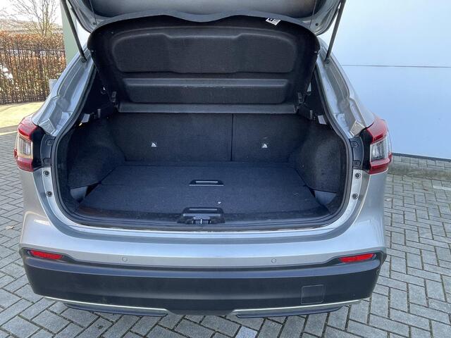 Nissan QASHQAI 1.3 DIG-T Design Edition | Stoel verwarming | 360 camera | Aanhangwagen geremd 1500 kg |