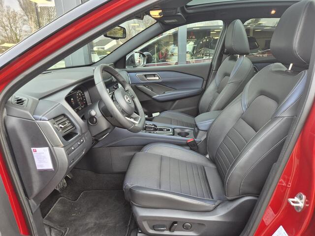 Nissan QASHQAI 1.5 e-Power Tekna | Gen-2 | 1/2 lederen interieur | Glazen dak | 19 inch LM Velgen | Fuji Red speciale kleur | 1e eigenaar | Keurig onderhouden