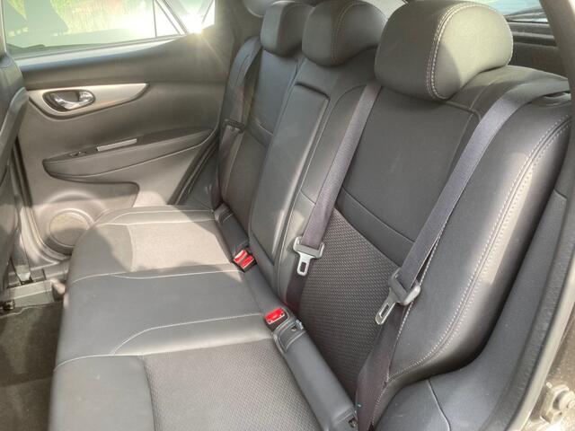 Nissan QASHQAI 1.3 Dig-T Bussines Edition Leer, Pano Navi 360 Trekhaak All season