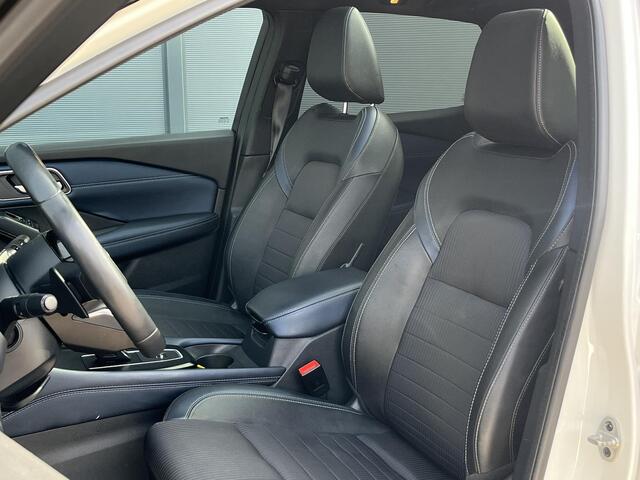 Nissan QASHQAI 1.3 MHEV Xtronic Tekna / Pro Pilot / Panorama Dak / AppleCarplay & AndroidAuto / Head-up Display / 360" Camera / Parkeersensoren Voor + Achter / 19" Lichtmetalen Velgen / Stoel en stuurverw. /