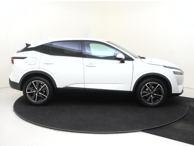 Nissan QASHQAI 1.3 MHEV Tekna | airco automatisch | Apple Carplay/Android | cruise control adaptief | dodehoekdetectie met correctie | lederen interieurdelen | lederen/stof bekleding | lichtmetalen velgen 19" | matrix LED koplampen | navigatiesysteem full map |