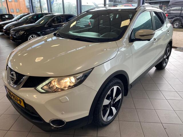 Nissan QASHQAI 1.2 Tekna PANO Achteruit rij cam BJ 2017 !!!
