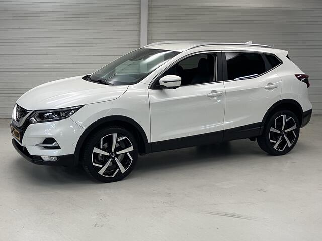 Nissan QASHQAI 1.3 DIG-T Tekna / Trekhaak (1500 kg) / All season banden / Automaat