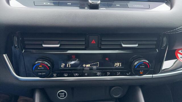 Nissan QASHQAI 1.3 MHEV N-Connecta Panorama dak