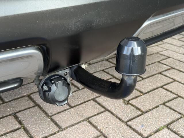 Nissan QASHQAI 1.3 DIG-T Premium Edition / Trekhaak / 1500KG Trekgewicht / Panorama / 360º Camera / Navigatie / Android Auto /