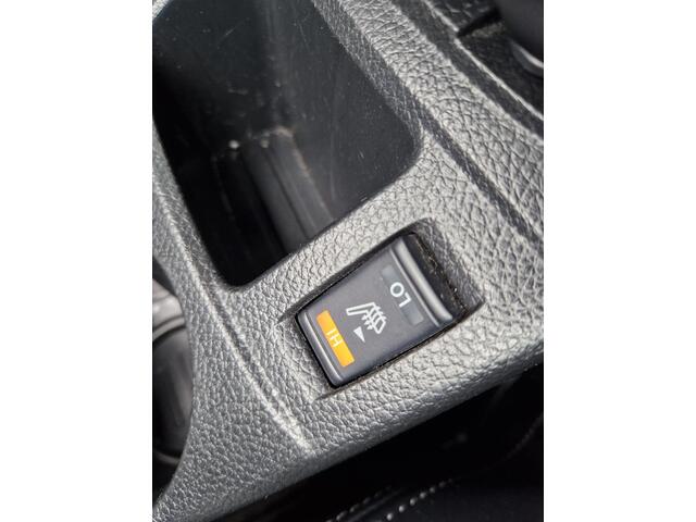 Nissan QASHQAI 1.6 Tekna + | Trekhaak | Panoramadak | Stoelverwarming |