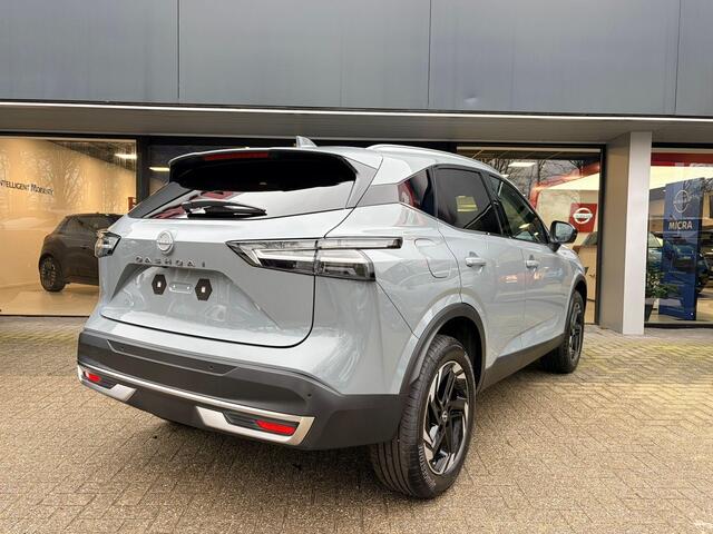 Nissan QASHQAI 1.3 MHEV N-Design Nieuw uit voorraad leverbaar | Parkeersensoren voor- en achter | Navigatiesysteem | Apple CarPlay & Android Auto | Fabrieksgarantie