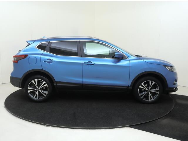 Nissan QASHQAI 1.3 DIG-T N-Connecta | Panormadak | Trekhaak | Apple Carplay/Android | Camera's rondom | lichtmetalen velgen 18" | navigatiesysteem full map |