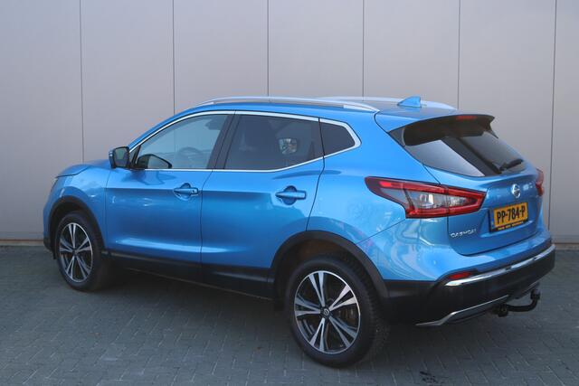 Nissan QASHQAI 1.2DIG-T 116PK N-Connecta Pano-dak/Trekhaak/Navigatie/Camera/Keyfree/Parkeerhulp
