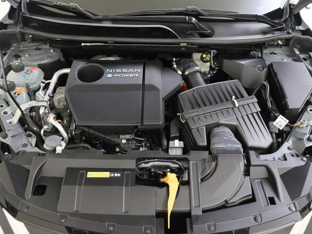 Nissan QASHQAI 1.5 e-Power Tekna | Cold Pack | Design Pack | airco automatisch | alarmsysteem, Apple Carplay/Android | cruise control adaptief met Stop&Go en stuurhulp |file assistent | lederen/stof bekleding | lichtmetalen velgen 19"| navigatiesysteem full map |