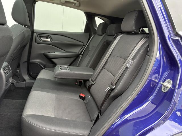 Nissan QASHQAI 1.3 MHEV N-Connecta / Panoramadak / Trekhaak (1400 kg) / Apple CarPlay/Android Auto / Cruise Control /