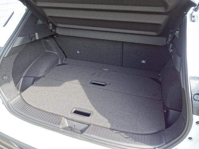 Nissan QASHQAI 1.3 MHEV Xtronic N-Connecta COLD PACK / PANORAMISCH GLAZEN DAK / METALLIC LAK