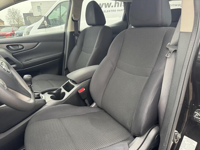 Nissan QASHQAI 1.2 Visia 116pk Trekhaak | Metaal lak | Cruise control | Airco | Bluetooth | Hoge instap