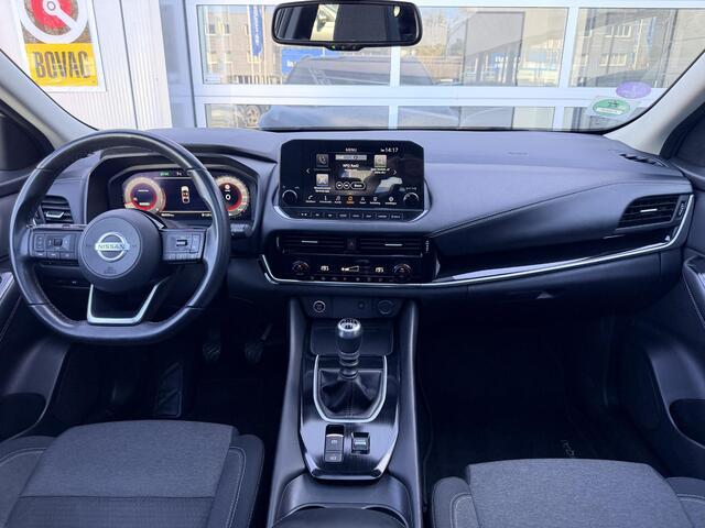 Nissan QASHQAI 1.3 MHEV Premiere Edition / Panoramadak / All Seasonbanden / Trekhaak 1.400 KG / Achteruitrijcamera / Navigatie / Elek. Achterklep / Climate Control / Adaptive Cruise Control /