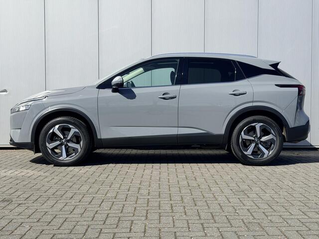 Nissan QASHQAI 1.3 MHEV Premiere Edition / Panoramadak / All Seasonbanden / Trekhaak 1.400 KG / Achteruitrijcamera / Navigatie / Elek. Achterklep / Climate Control / Adaptive Cruise Control /