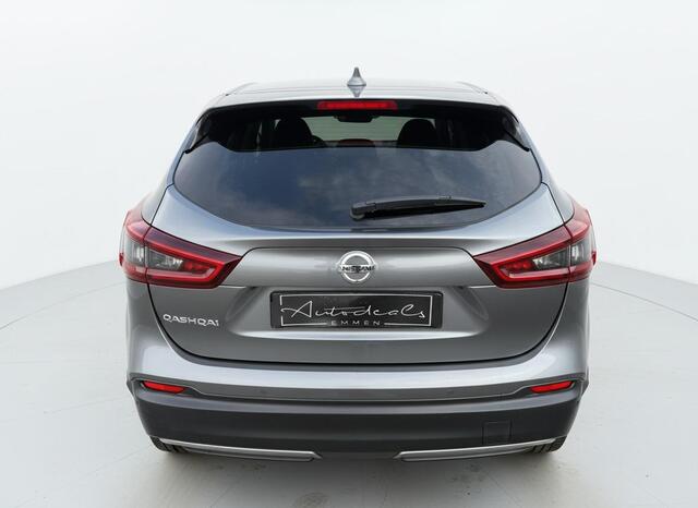 Nissan QASHQAI 1.3 DIG-T N-Connecta 360 CAMERA - TREKHAAK - NAVI - STOELVERWARMING