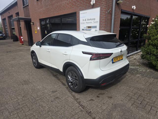Nissan QASHQAI 1.3 MHEV | Panorama | Camera | Clima |