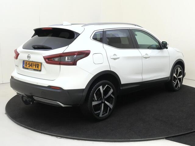 Nissan QASHQAI 1.3 DIG-T Premium Edition | airco automatisch | Apple Carplay/Android Auto | Autonomous Emergency Braking | cruise control | dodehoek detectie | LED koplampen | lederen bekleding | lichtmetalen velgen 19" | navigatiesysteem full map | panoramadak | voorst