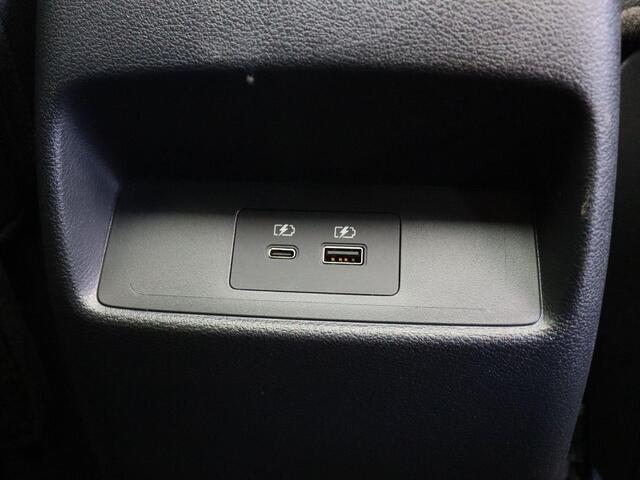 Nissan QASHQAI 1.3 MHEV Xtronic Tekna | Head-Up Display | Elektrische Bestuurderstoel | Adaptieve Cruise Control | Elektrische Achterklep |