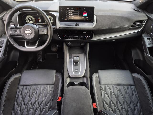 Nissan QASHQAI 1.3 MHEV Xtronic Tekna Plus / Fabrieksgarantie tot 02-2028<100.000 / Dealer onderhouden / Panoramadak / Trekgewicht 1800 kg / Voorstoel met massage functie / Head Up Display / Bose Audio Systeem / Elektrische achterklep / Stuur- Stoel & Achterbank verwarm