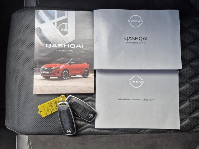 Nissan QASHQAI 1.3 MHEV Xtronic Tekna Plus / Fabrieksgarantie tot 02-2028<100.000 / Dealer onderhouden / Panoramadak / Trekgewicht 1800 kg / Voorstoel met massage functie / Head Up Display / Bose Audio Systeem / Elektrische achterklep / Stuur- Stoel & Achterbank verwarm