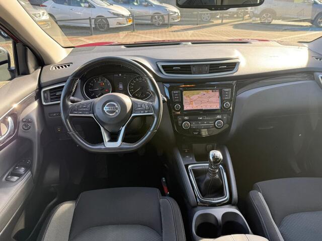 Nissan QASHQAI 1.3 DIG-T N-Connecta *Trekhaak & Panoramadak*