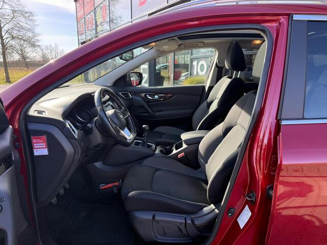 Nissan QASHQAI 1.3 DIG-T N-Connecta *Trekhaak & Panoramadak*